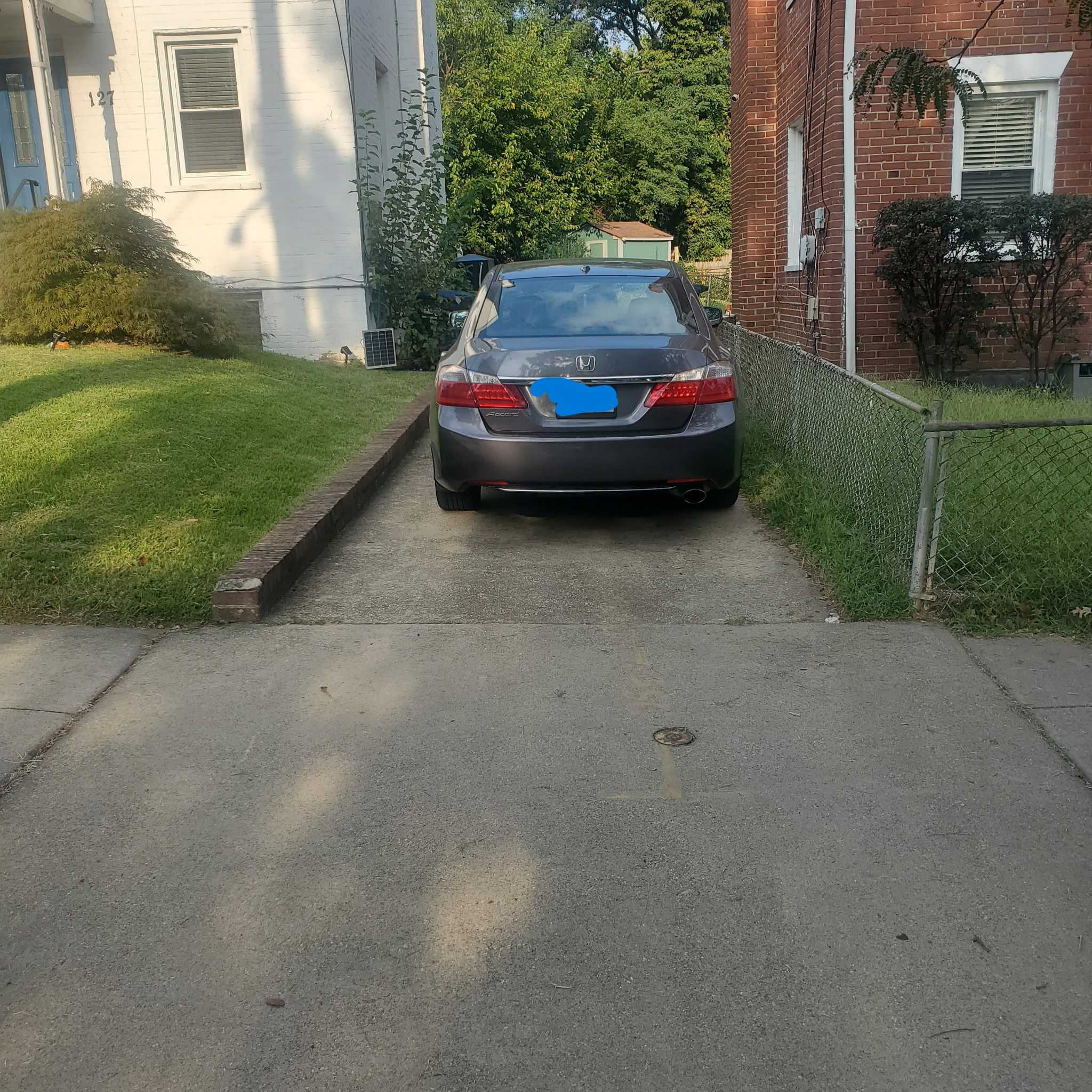 Private  Residential Parking thumbnail 4
